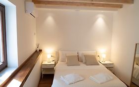 Monteleone Apartment